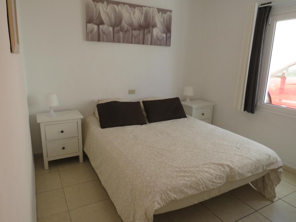 Biosfera Modern Bright Old Town Two Bedroom Apartment Pdc Tias Bagian luar foto